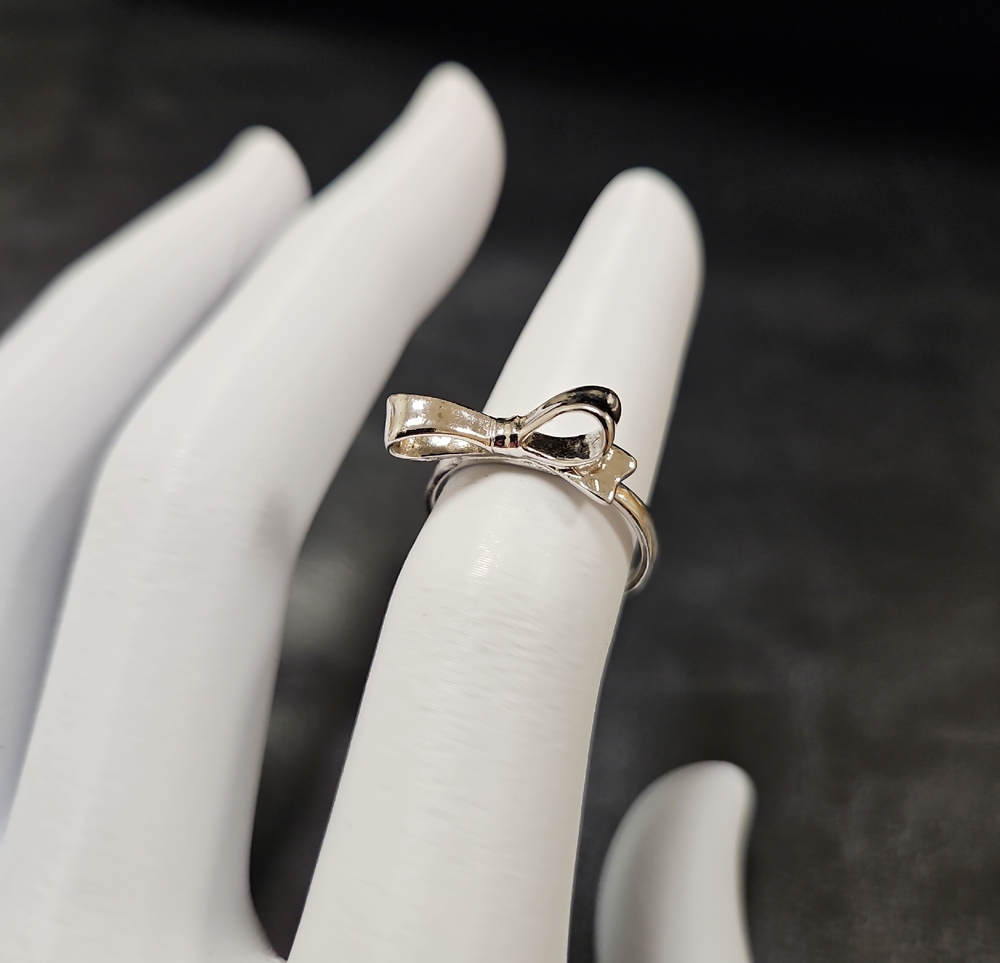 Kate Spade Silver Bow Ring